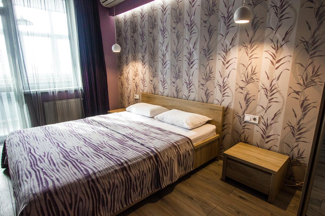 Solo Apartment Dragomanova Kyiv Exterior photo